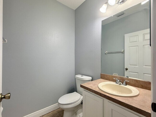 Building Photo - 4205 Canby Dr