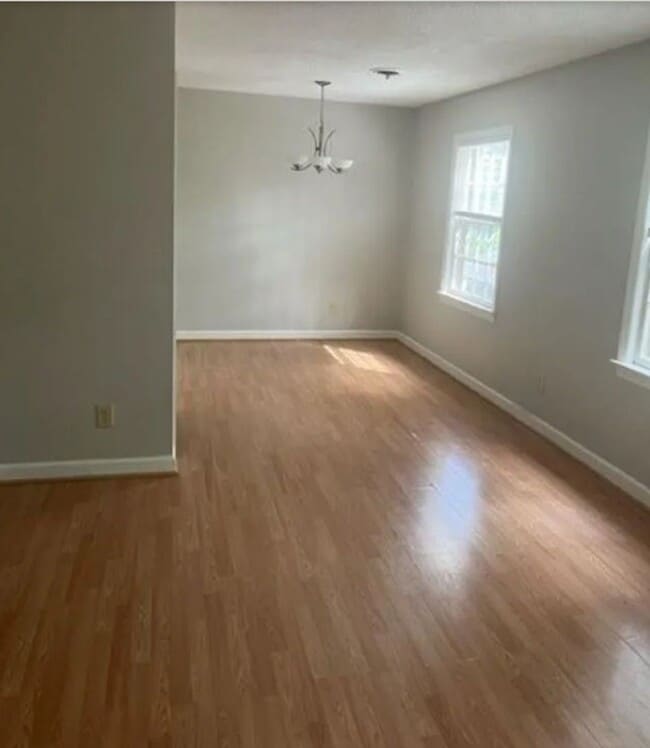 Building Photo - 264 Piney Grove Rd