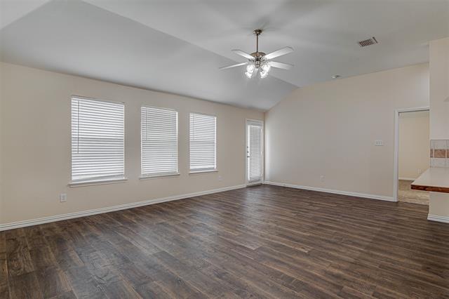 Foto del edificio - 1112 Emerson Dr