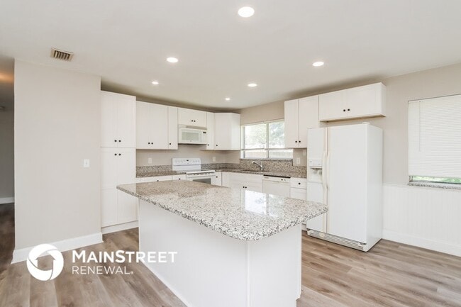 Foto del edificio - 614 25th St SW