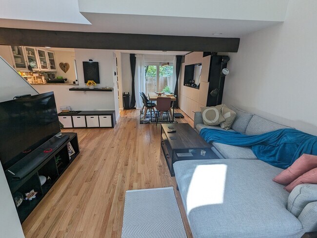 Foto del edificio - 47 Cogswell Ave