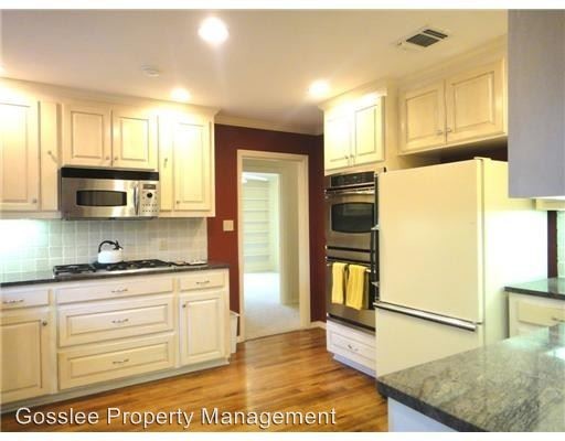 Building Photo - 3 br, 2 bath House - 610 Slattery Blvd