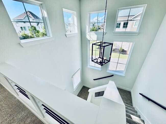 Foto del edificio - 15110 Dry Crk Jct Pl