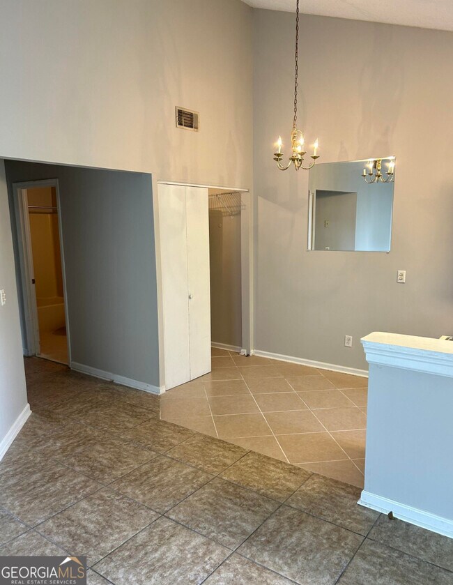 Building Photo - 406 Admiral's Walk Dr