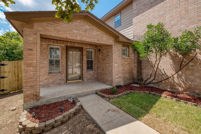 Building Photo - 715 Black Isle Dr