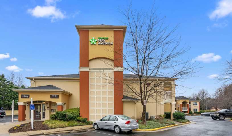 Furnished Studio - Fairfax