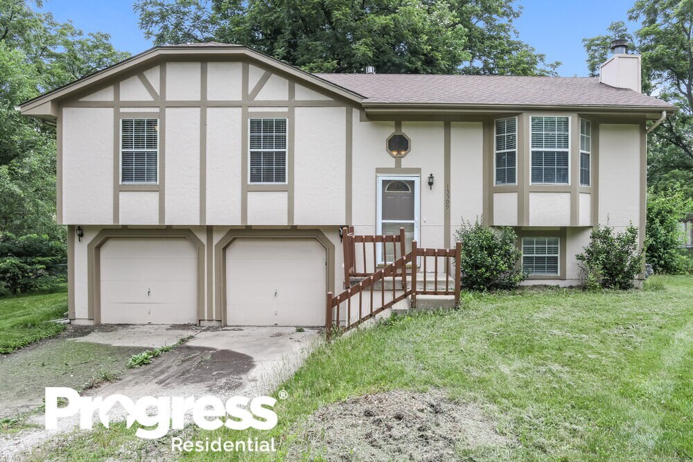 15509 Ann Ave, Belton, MO 64012 House Rental in Belton, MO