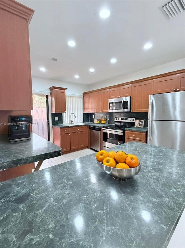 Foto del edificio - 150 SW 97th Ave