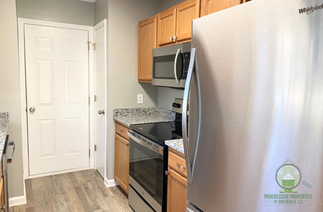 Foto del edificio - 516 Glenlea Ln