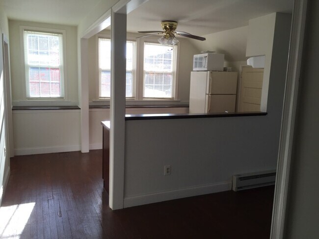 Building Photo - 677 Downingtown Pike
