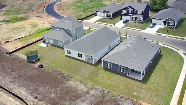 Foto del edificio - Rosser Farms Newly Constructed One Level 4...