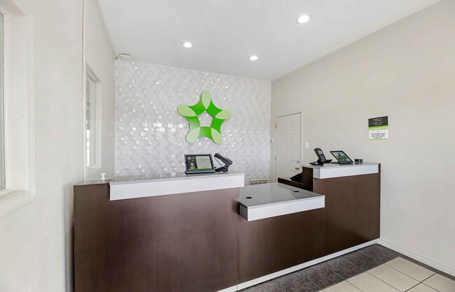 Lobby and Guest Check-in - Furnished Studio - Odessa