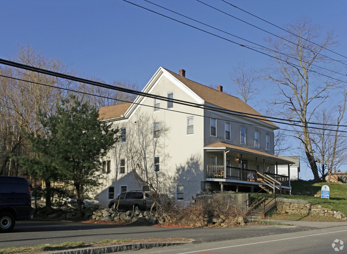 Primary Photo - 409 Ne main St