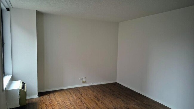 Foto del edificio - 1 bedroom in New York NY 10128