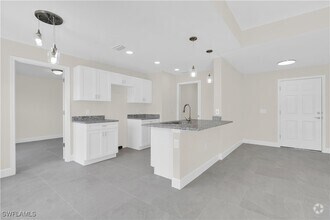 Building Photo - 3007 53rd St W