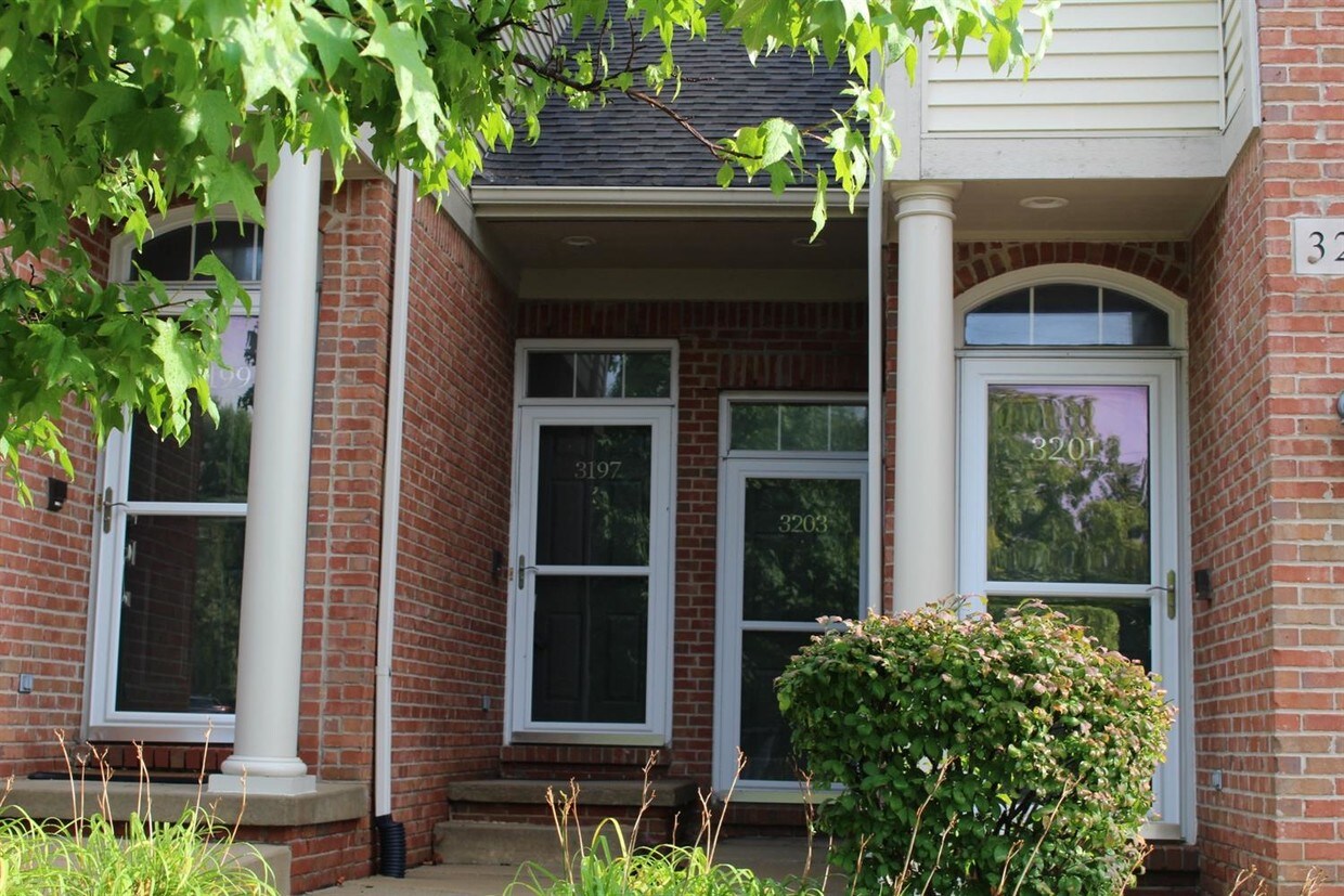 Primary Photo - 3197 Asher Rd