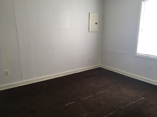 Building Photo - 2632-2634 S. Fees