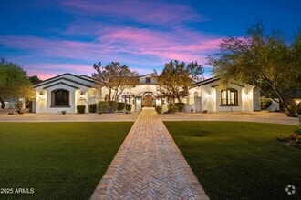Building Photo - 8515 E Sutton Dr