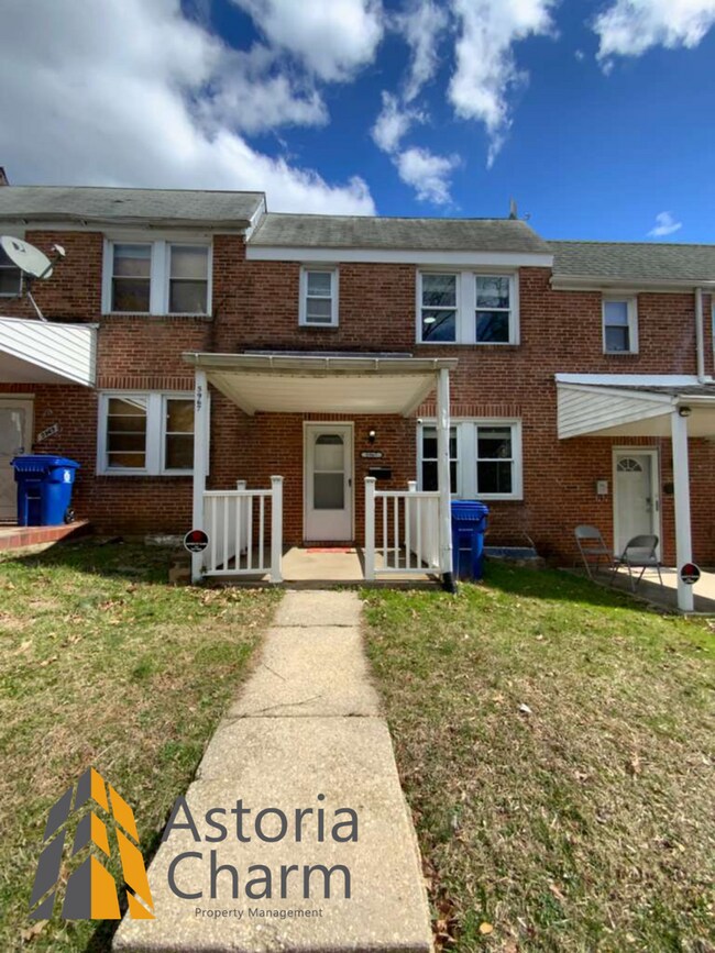 Foto del edificio - 3 Bedroom Home with Den and Fenced Yard in Quiet Neighborhood