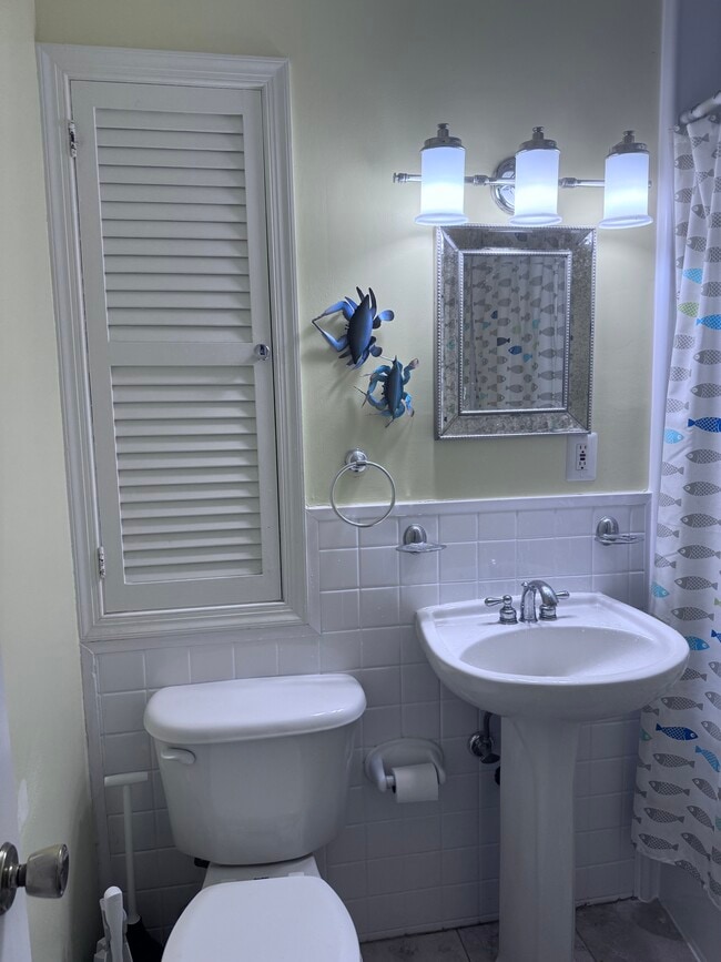 Foto del edificio - 5120 Sideburn Rd