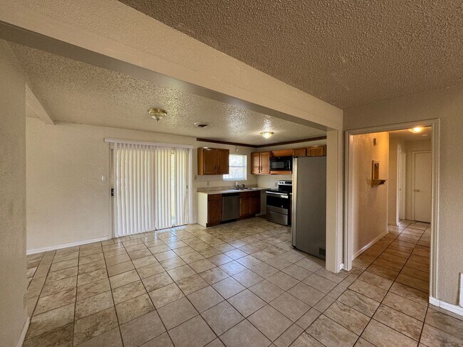 Foto del edificio - 3-Bedroom House for Rent in Killeen