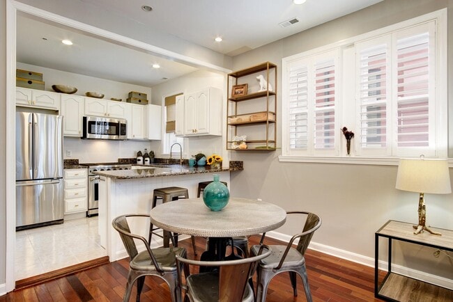 Foto del edificio - 1907 11th St NW