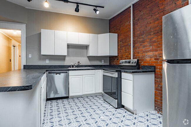 Interior Photo - 1445 S 3rd St