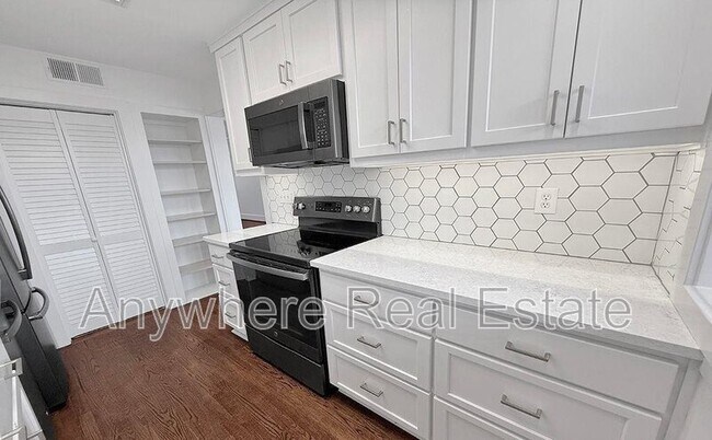 Foto del edificio - 3006 13th Ave S