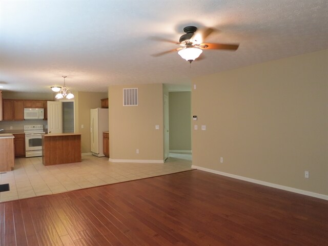 Building Photo - 1455 Stormhaven Way