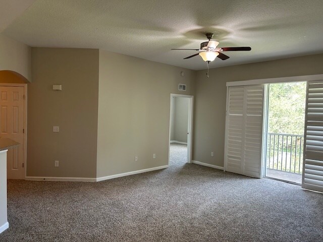 Foto del edificio - 785 Oakleaf Plantation Pkwy