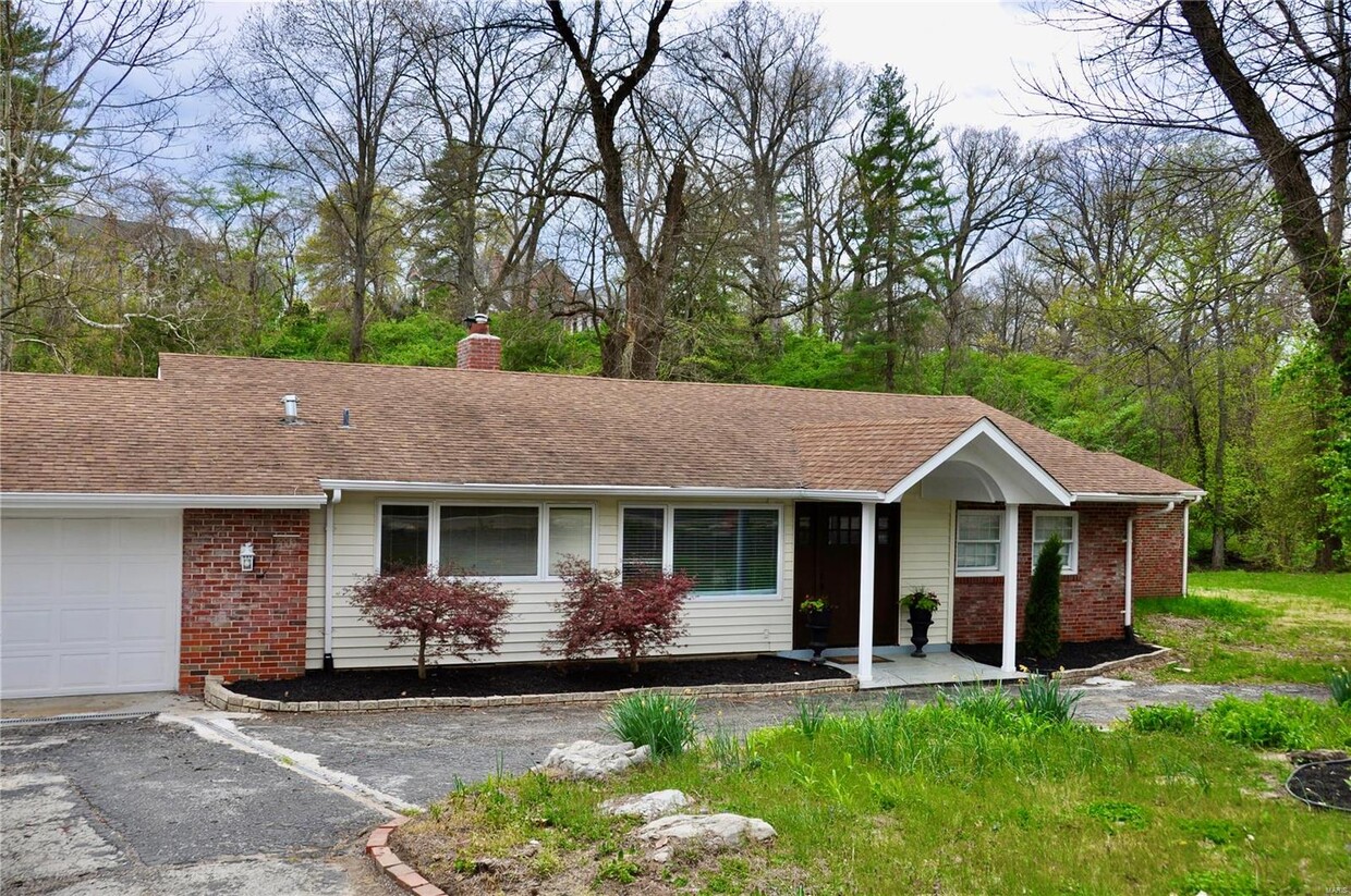 Foto principal - 2009 N Geyer Rd