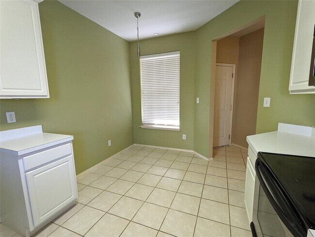 Building Photo - 7057 Van Gogh Dr