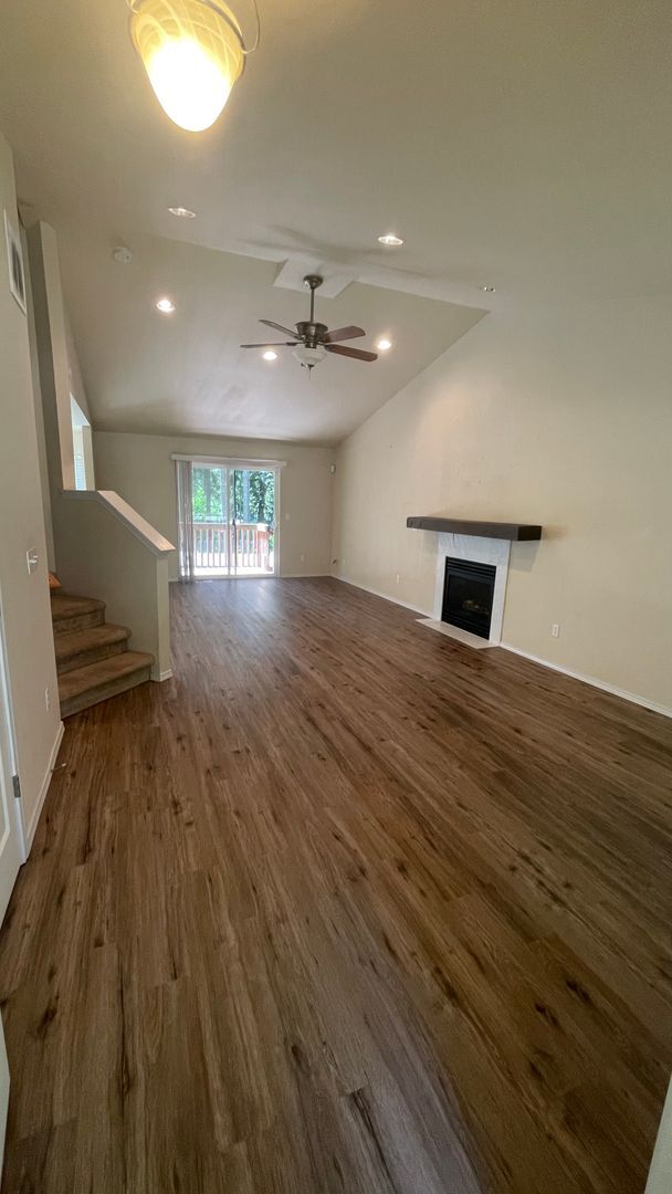 Foto del edificio - 2 Story Home in Clearwood Community