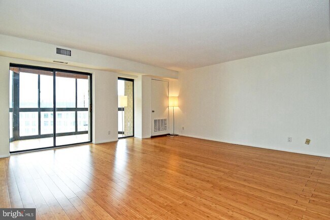 Foto del edificio - 900 N Stafford St