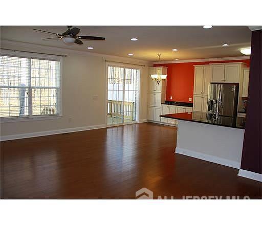 Foto del edificio - 204 Downey Ln