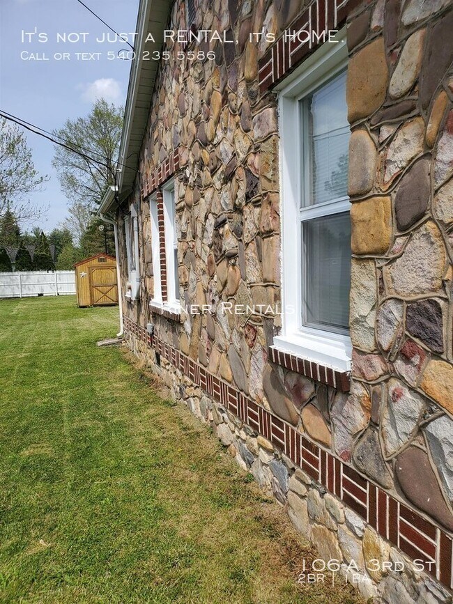 Photo - 106 3rd St House