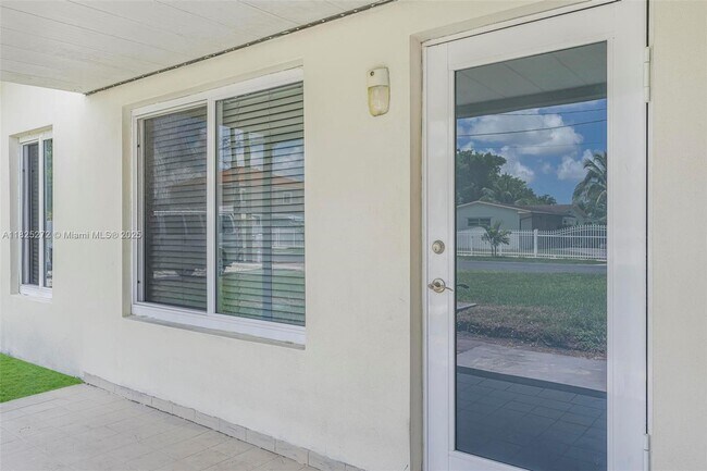 Building Photo - 16330 NW 45th Ave