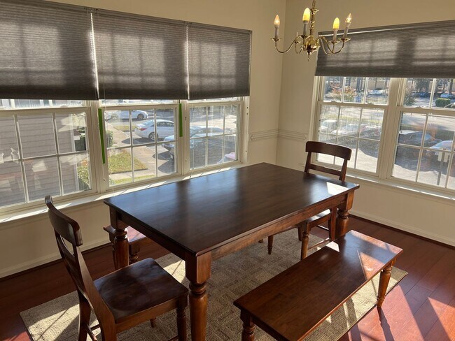 Building Photo - PROVIDENCE POINTE