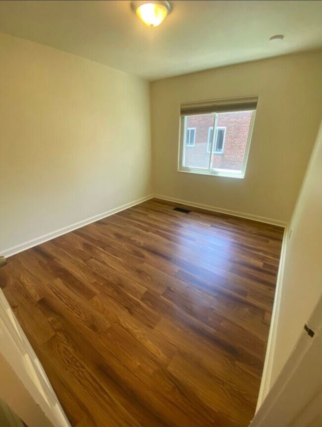 Foto del edificio - 1108 Acorn Dr