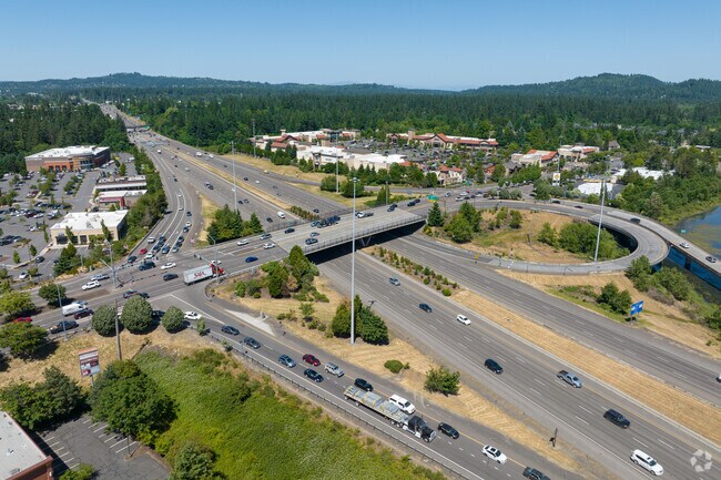 Residents of Sherwood-Tualatin South can hop on I-5 quickly via multiple exits.