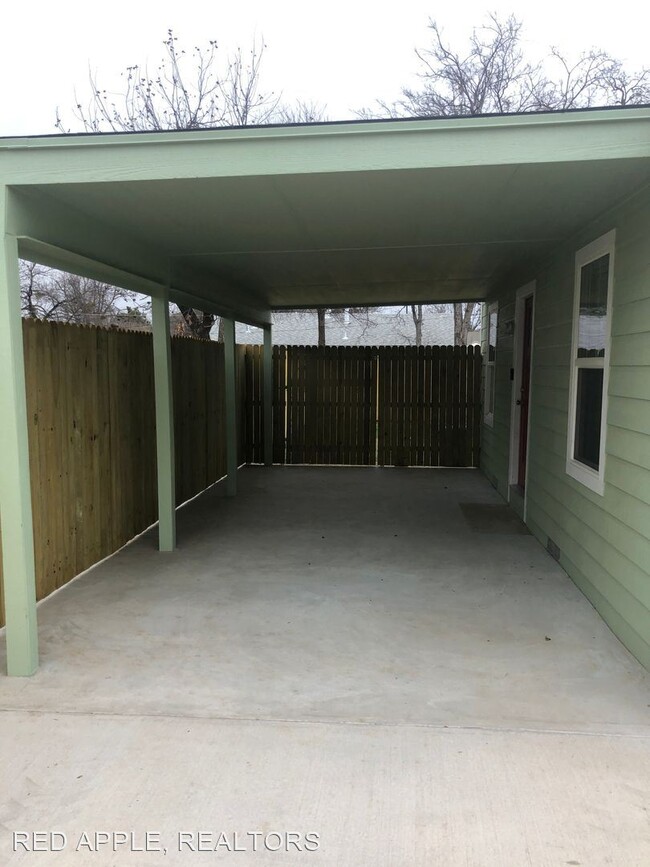 Building Photo - 1 br, 1 bath House - 2029 OVER ST
