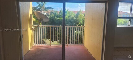 Building Photo - 20830 SW 87th Ave