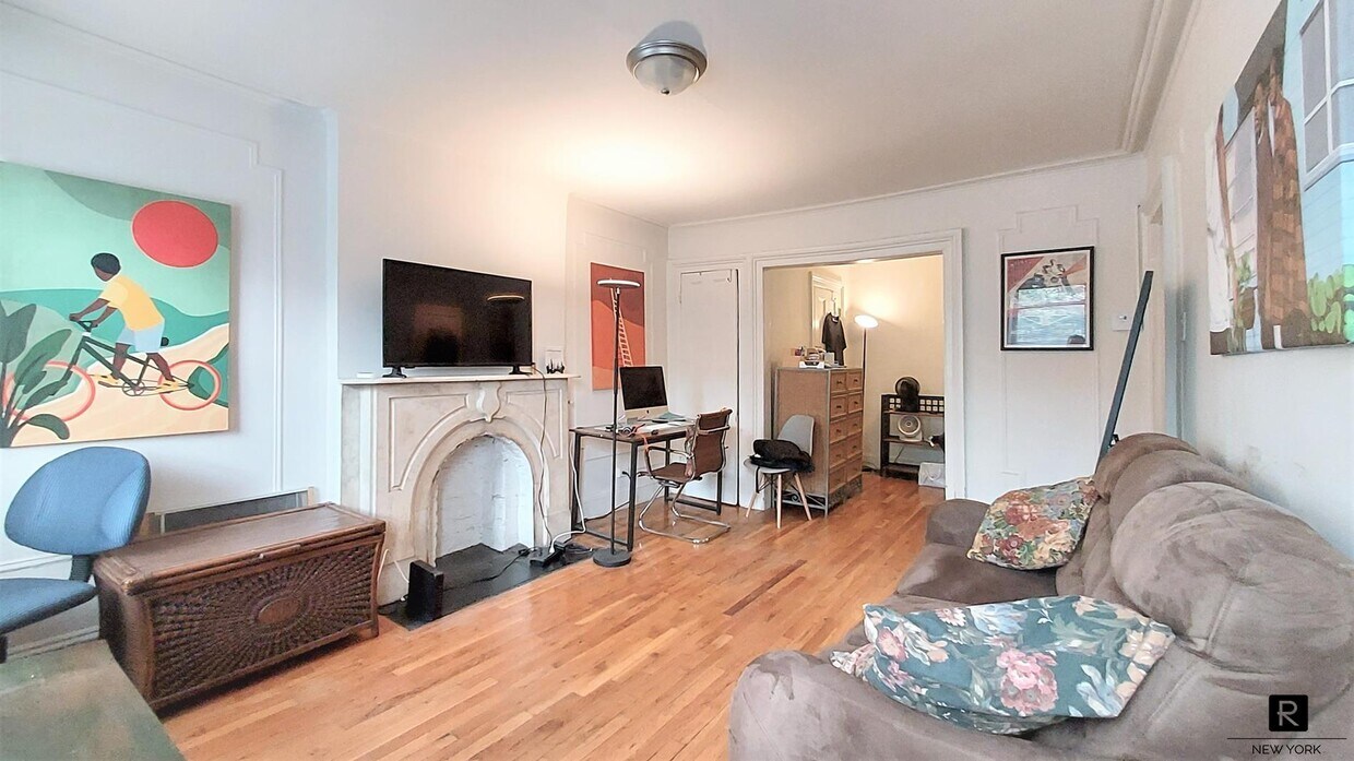 474 Bergen St Unit 4R, Brooklyn, NY 11217 Room for Rent in Brooklyn, NY