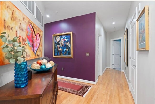 Foto del edificio - Centerpointe- Urban luxury living!!