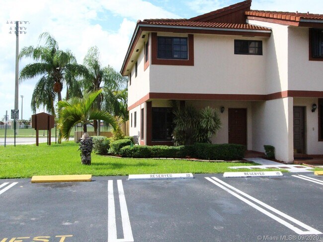 Building Photo - 13220 SW 58th Terrace