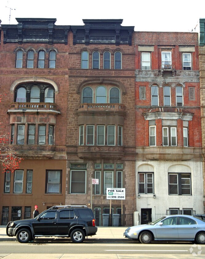 Building Photo - 195 Lenox Ave
