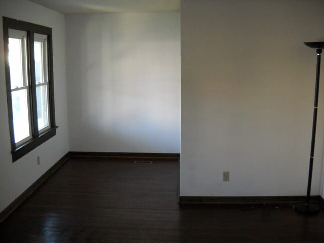 Building Photo - 1113 Saint Marys Blvd