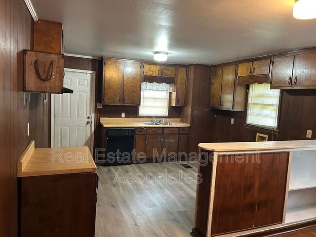 Building Photo - 314 Hammond Dr