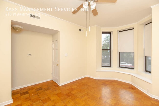 Building Photo - 415 W Armitage Ave