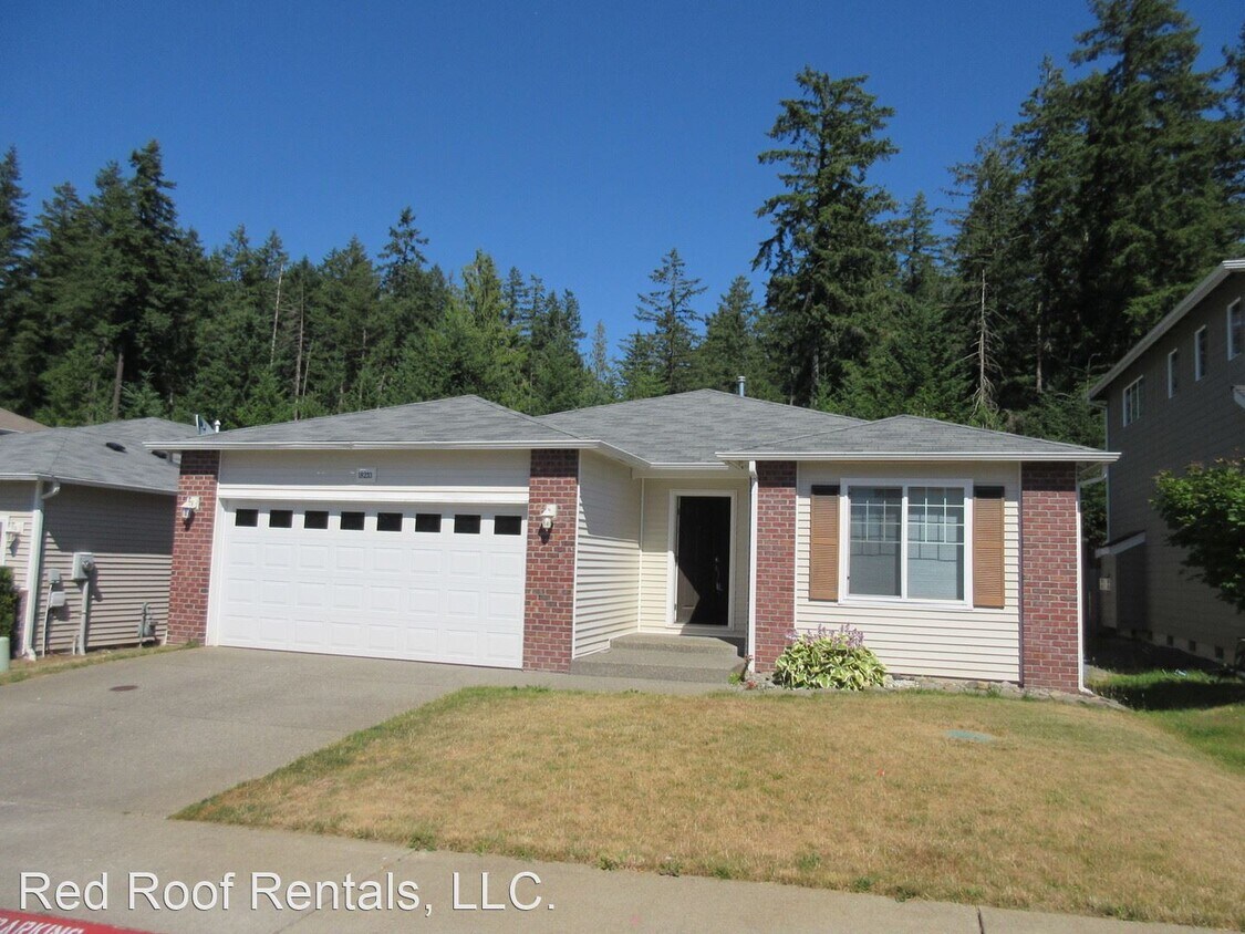 3 br, 2.5 bath House 18233 97th Ave Ct E House Rental in Puyallup